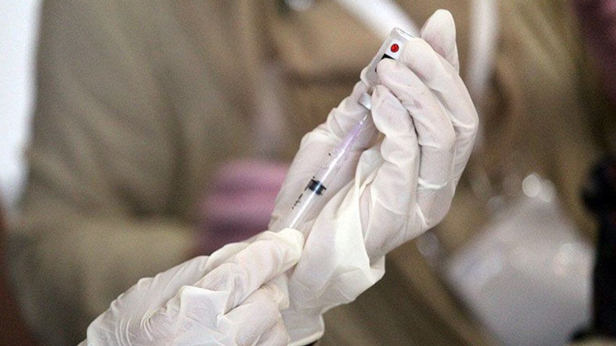 东加里曼丹的第一剂COVID-19疫苗接种达到74.92%