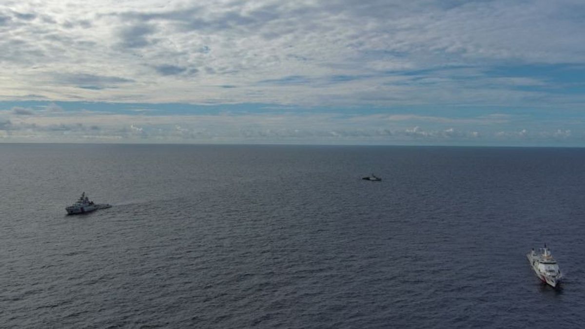 Bakamla : Le bateau chinois de garde-côtes en mer de Natuna du Nord