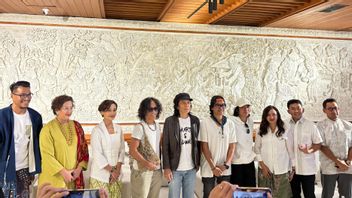 Merayakan Akhir Tahun Lewat Cerita Budaya di Taman Mini