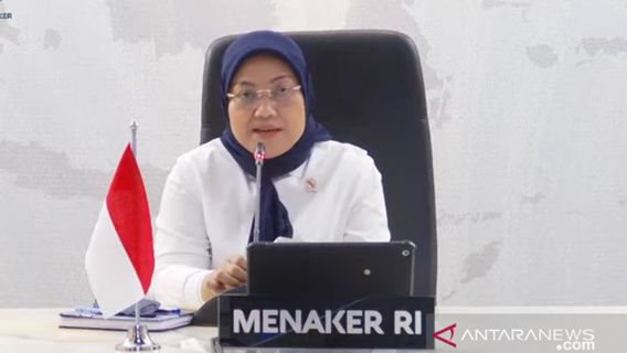 Menaker Ida Fauziyah Sebut Penetapan Upah Minimum Terlampau Tinggi Memicu PHK