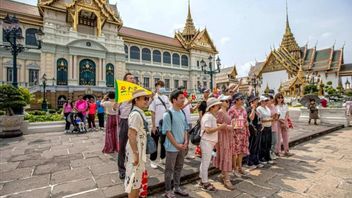 Mengenal Farang, Sebutan Kontroversial untuk Orang Asing di Thailand