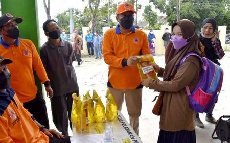 'Suntik Dapat Minyak Goreng,' Upaya Pemprov Kalteng Genjot Cakupan Vaksinasi