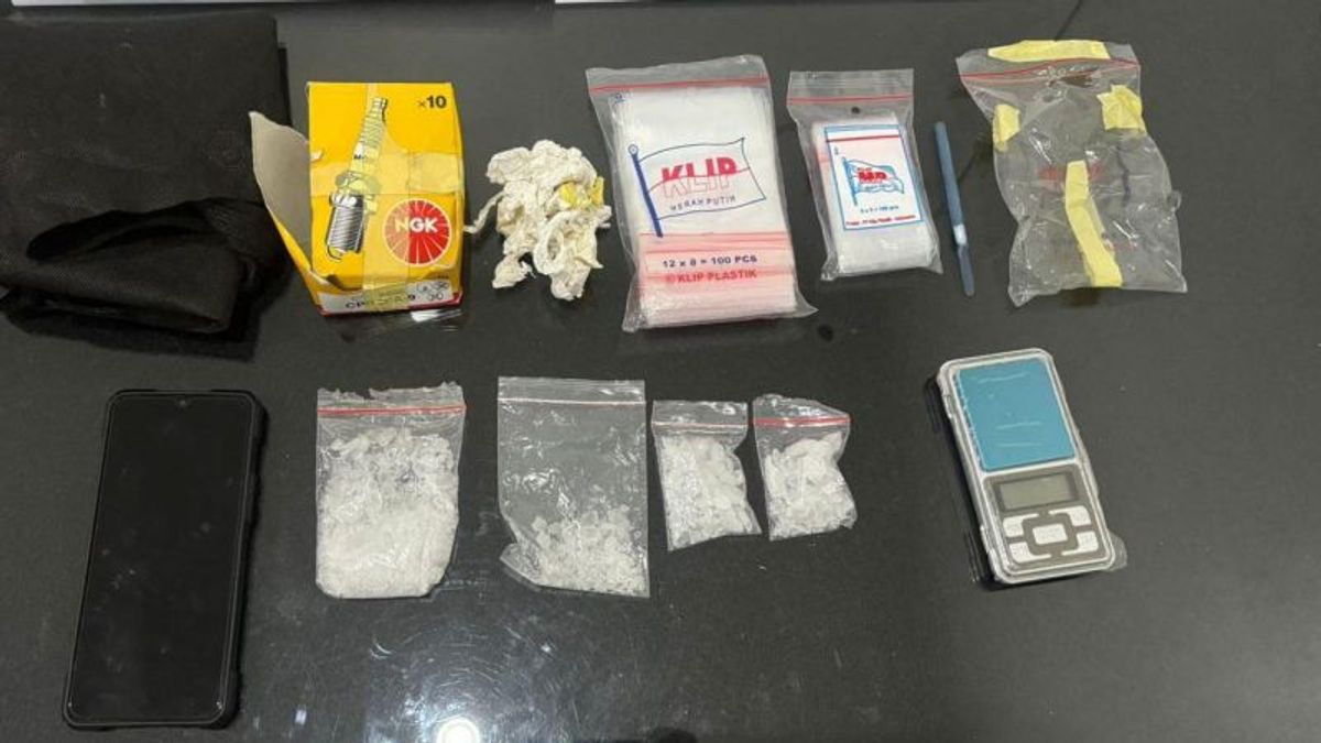 Pengedar Dibekuk Polisi di Baruga Kendari, 65 Gram Sabu Diamankan 