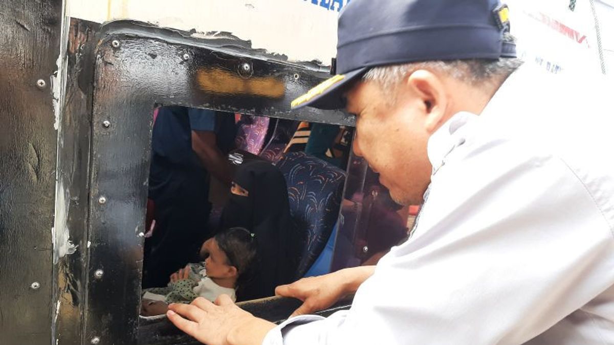 16 Of 38 Survivors Of The Calisca 01 Fast Ship Arrived In Tanjungpinang