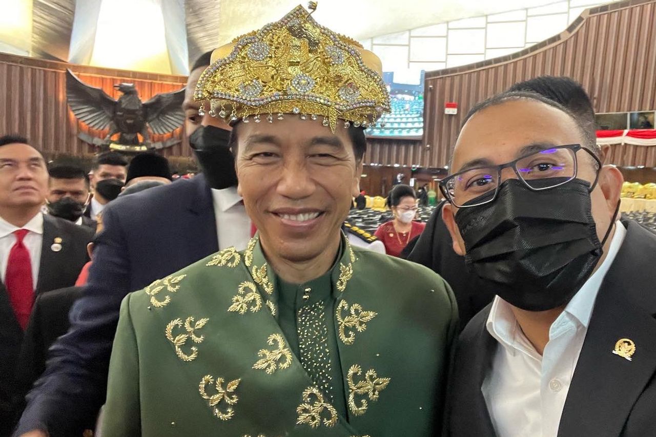 Stealing Selfie Moments With Jokowi And Prabowo, Andre Rosiade Prays For Gerindra Chairman To Continue The Presidential Baton In 2024