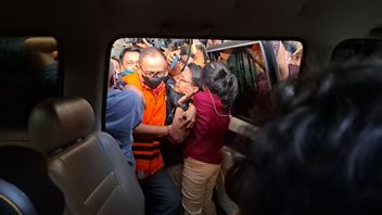 KPKは、ラファエル・アラン・サマールが12年間、税務コンサルタントのビジネスを通じてお金を受け取ったと主張している