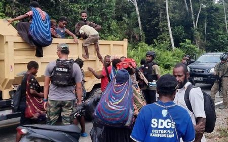 Kontak Senjata KKB dan TNI Polri, 156 Warga Nogoloit Papua Mengungsi ke Gereja Siloam di Kenyam