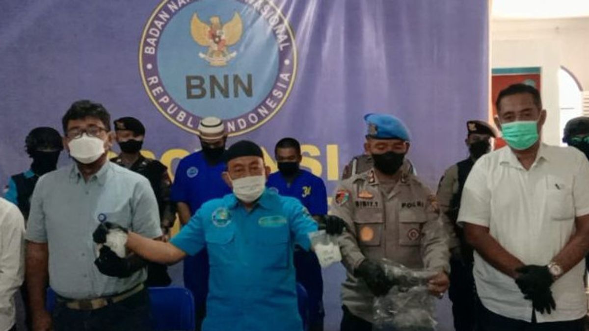 BNNPカルバル、現役の警察官の覚せい剤を破壊