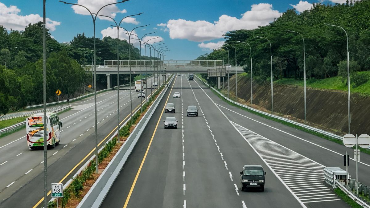 Pelebaran Lajur Ke-3 Tol Cikopo-Palimanan Rampung, PTPP Siap Dukung Kelancaran Arus Mudik Lebaran 2025