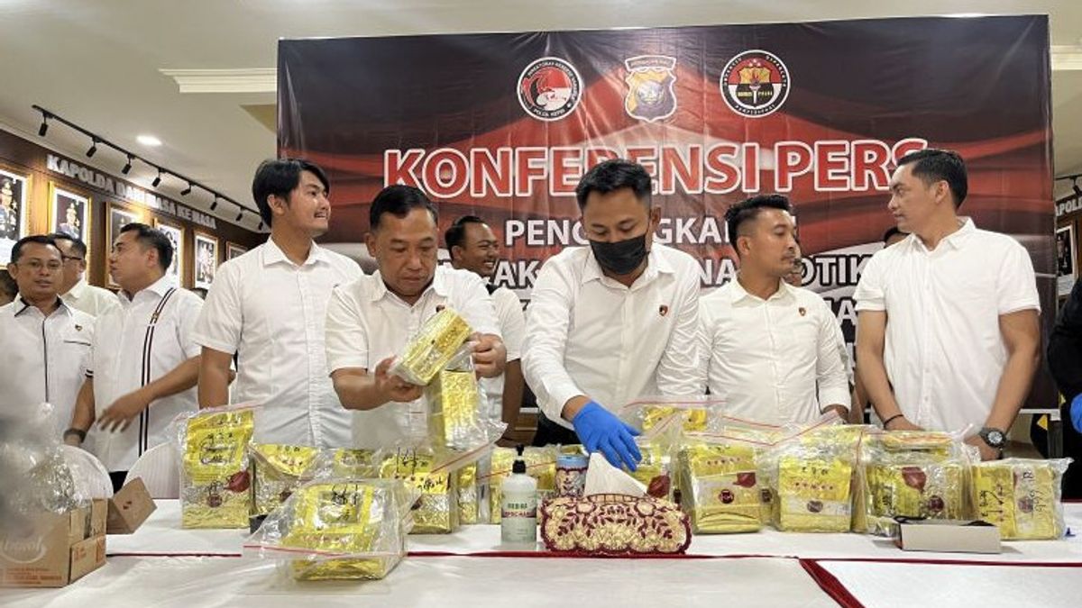 Polda Kepri Tangkap Kurir 20 Kilogram Sabu dari Malaysia dengan Kapal Kayu
