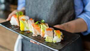 Sushi Jastip viral Basi, le propriétaire d’un restaurant clarifie pour découvrir comment stocker correctement le sushi