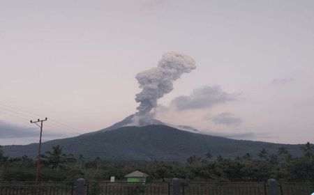 Status Gunung Lewotobi Masih Siaga, Warga Diminta Tetap Menjauh 3 Km dari Puncak