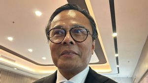 Dony Oskaria Temui Prabowo Usai Ditunjuk jadi Plt Menteri BUMN, Bahas Peleburan ke Danantara?