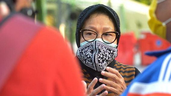 Risma: Banyak Pasien COVID-19 yang Menulari Keluarganya Saat Diisolasi Mandiri di Rumah