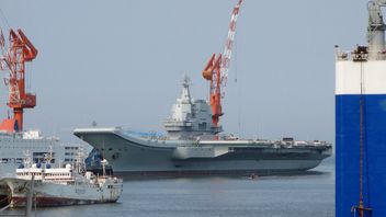 Kapal Induk Baru China Berlayar di Selat Taiwan: Dibayangi Kapal Perusak Rudal AS, Taipei Kirim Kapal Perang