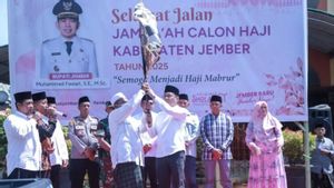 2,261 Hajj Candidates From Jember Depart To The Holy Land In Six Clusters