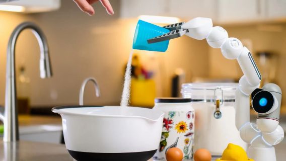 Robot Koki Unggul dalam Meniru Hidangan Melalui Video Memasak