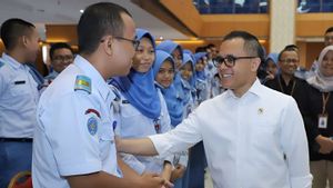 Menteri PANRB Minta CASN Tak Percaya Calo Loloskan Sekolah Kedinasan