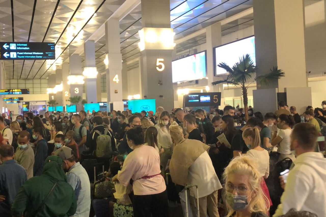 検疫配置プロセスによるスカルノハッタ空港での「ブレ」の蓄積
