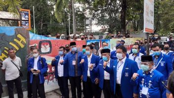 Démocrates Sur La Réponse Satirique Du PDIP Sur Le Candidat Gouverneur Pour Sumatra-ouest, Mulyadi