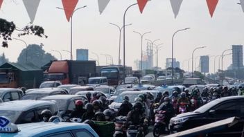 احتجاجات من السكان ، ألغت حكومة مقاطعة DKI ترسو بانغكاس للحد من الازدحام في TB Simatupang