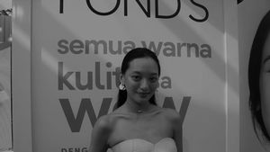 Aktris Asmara Abigail Bagikan Pengalaman Berinteraksi dengan Penyu di Bali 