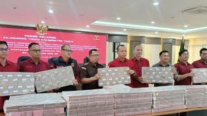 东加里曼丹检察官查获574.5亿印尼盾的移民土地腐败资金