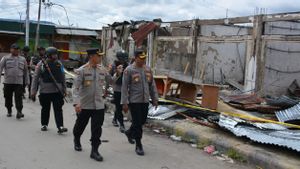 Aparat Gabungan Gelar Patroli dan Buka Palang Jalan di Distrik Kamu Selatan Dogiyai Papua Pasca-Kerusuhan