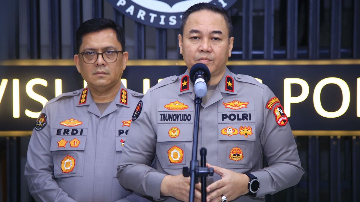 Une décennie de la direction de Jokowi, la police a formé des centaines de nouveaux sièges