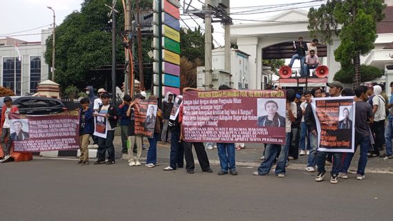 Mahasiswa Soroti Tuntutan Ringan Kasus Kepabeanan di PN Cibinong