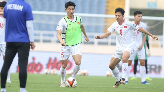 Do Hung Dung Harapkan Dukungan Penuh Suporter Vietnam Saat Hadapi Timnas Indonesia