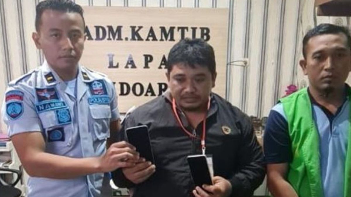 Smuggling Of 2 Cellphones In Fresh Roti Thwarted By Sidoarjo Prison Officers, Promised Wage Of Rp600 Thousand