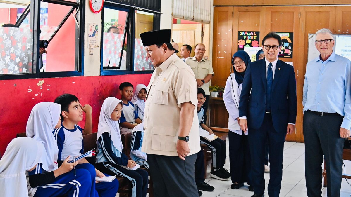Accompanying Bill Gates Reviewing MBG At SDN Jati 03, BGN Boss: He Is Very Impressed