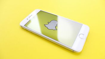 Snapchat 的新功能有助于消除关于 COVID-19 的神话
