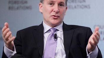 Peter Schiff Condemns US Debt Payment Plan With Trump's Proposed Bitcoin