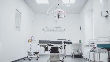 第9委員会は、4人のインターン医者が疲労のために死亡した調査チームの設立を奨励します