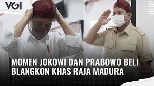 VIDEO: Kompak, Presiden Jokowi dan Prabowo Pakai Blangkon Khas Raja Madura