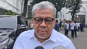Fahri Hamzah提醒不要违宪地呼吁推翻普拉博沃总统