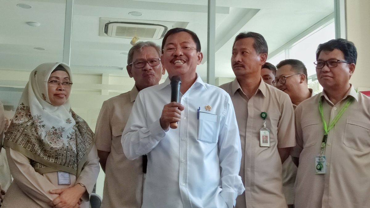Kala Minister Of Health Terawan Wondered Many Healthy People Wear Masks