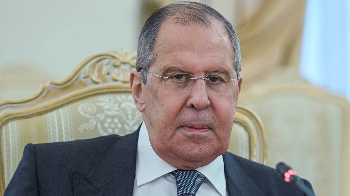 Sehari Usai AS Kenakan Sanksi Baru ke Iran, Menlu Rusia Mendarat di Teheran