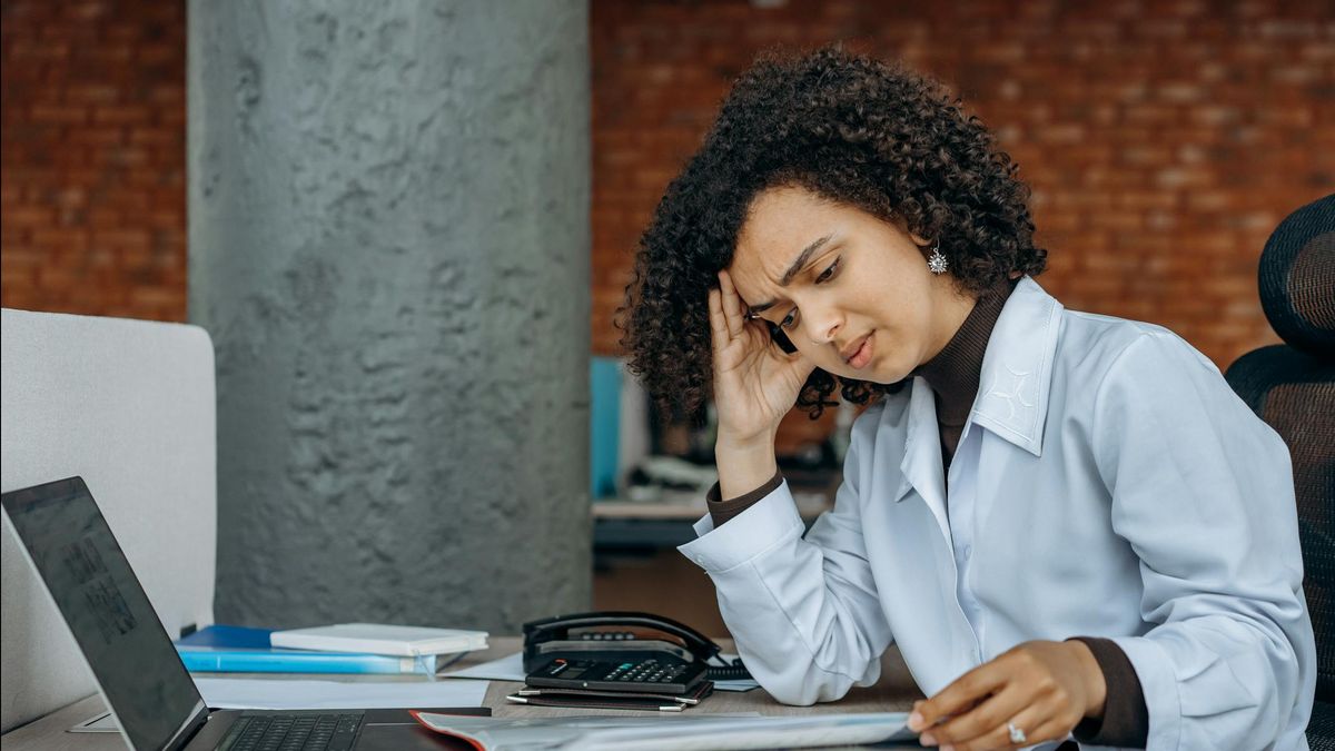 Study Reveals Women Are More Vulnerable To Stress In Work