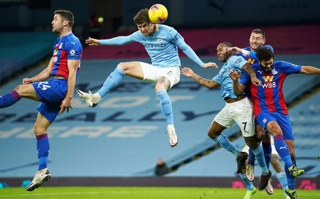 John Stones Tandai Laga ke-100 di Liga Premier dengan 2 Gol ke Gawang Crystal Palace