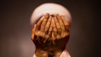 すべての方向からの最も強力な財産引き寄せのショラワットジブリルの朗読、それを実践しましょう!