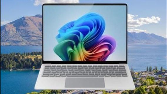 Apple Still Enlivens MacBooks With Cellular Connectivity, While Microsoft Launches 5G Surface