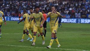 Sanksi Komdis Membayangi PSIM dan Persib Menyusul Kericuhan Suporter di Bantul