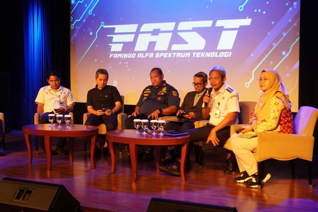 PT FAST expose une solution de pompiers dans des voitures électriques