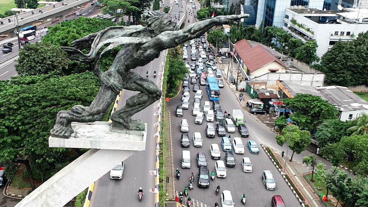 Chatib Basri: Mengurus Izin Investasi di Indonesia Harus Banyak Berdoa