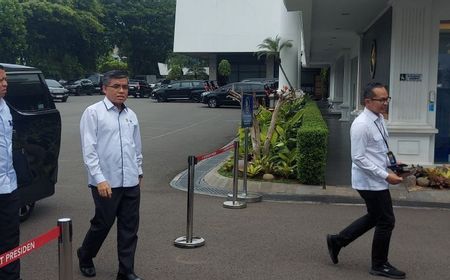 Presiden Prabowo  Gelar Rapat Terbatas termasuk Bahas UMP 2025