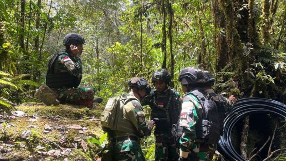Satgas Yonif 511 Sukseskan Program Air Bersih di Numbukawi Lanny Jaya