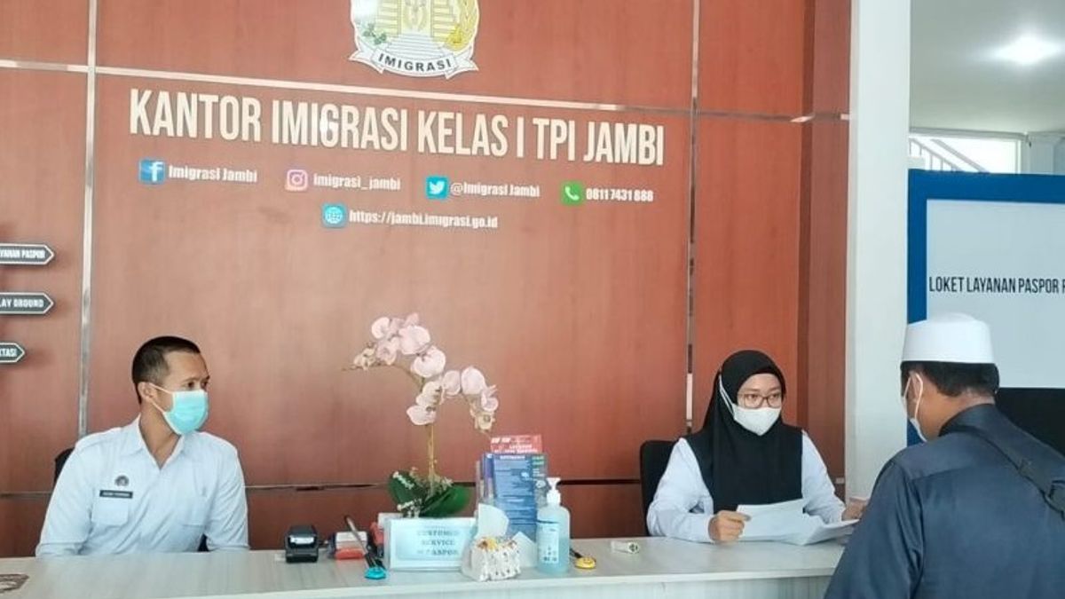 طلب صنع جواز السفر في Kualatungkal Jambi الهجرة يصل إلى 20-50 في اليوم هذا الشهر 